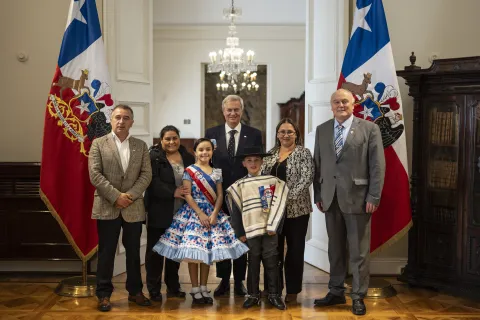 Rayén San Martín: Orgullo del Colegio Las Américas en La Moneda
