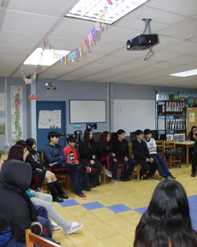 Taller socioemocional fortalece la comunidad en Colegio Las Américas