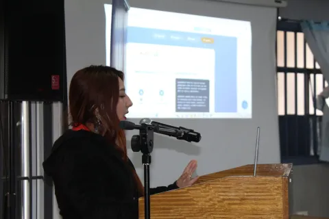 Seminario de Inteligencia Artificial en el Colegio Las Américas de Temuco Inspira a Futuros Técnicos en Programación de Nivel Medio