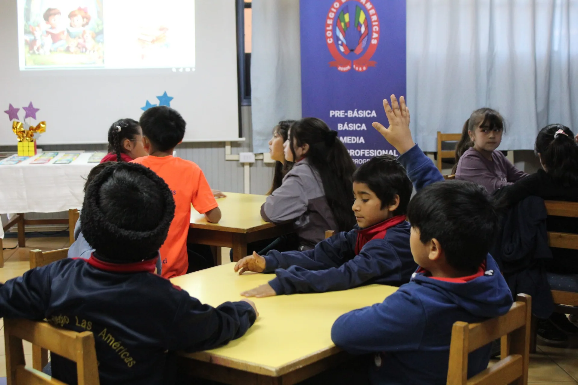 Éxito en el II Café Literario del Colegio Las Américas: Fomentando la Lectura y la Formación Integral
