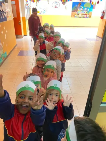 Niños de Párvulo visitan ESFOCAR Temuco | Colegio Las Américas