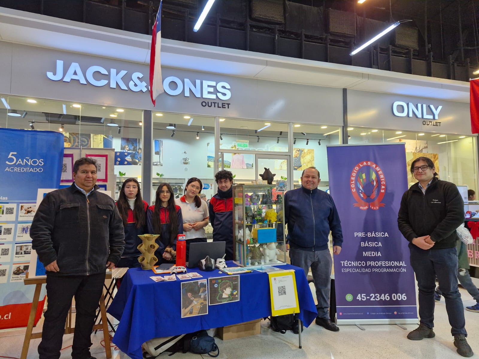 Colegio Las Américas destaca en Easton Outlet Mall con innovadora muestra tecnológica