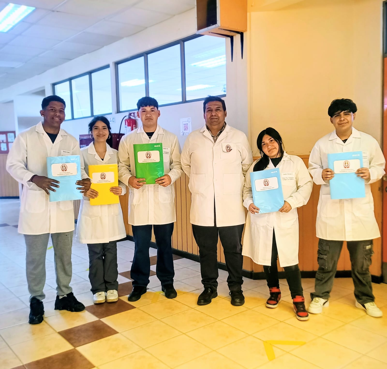 WhatsApp Image 2025-11-17 at 16.27.50