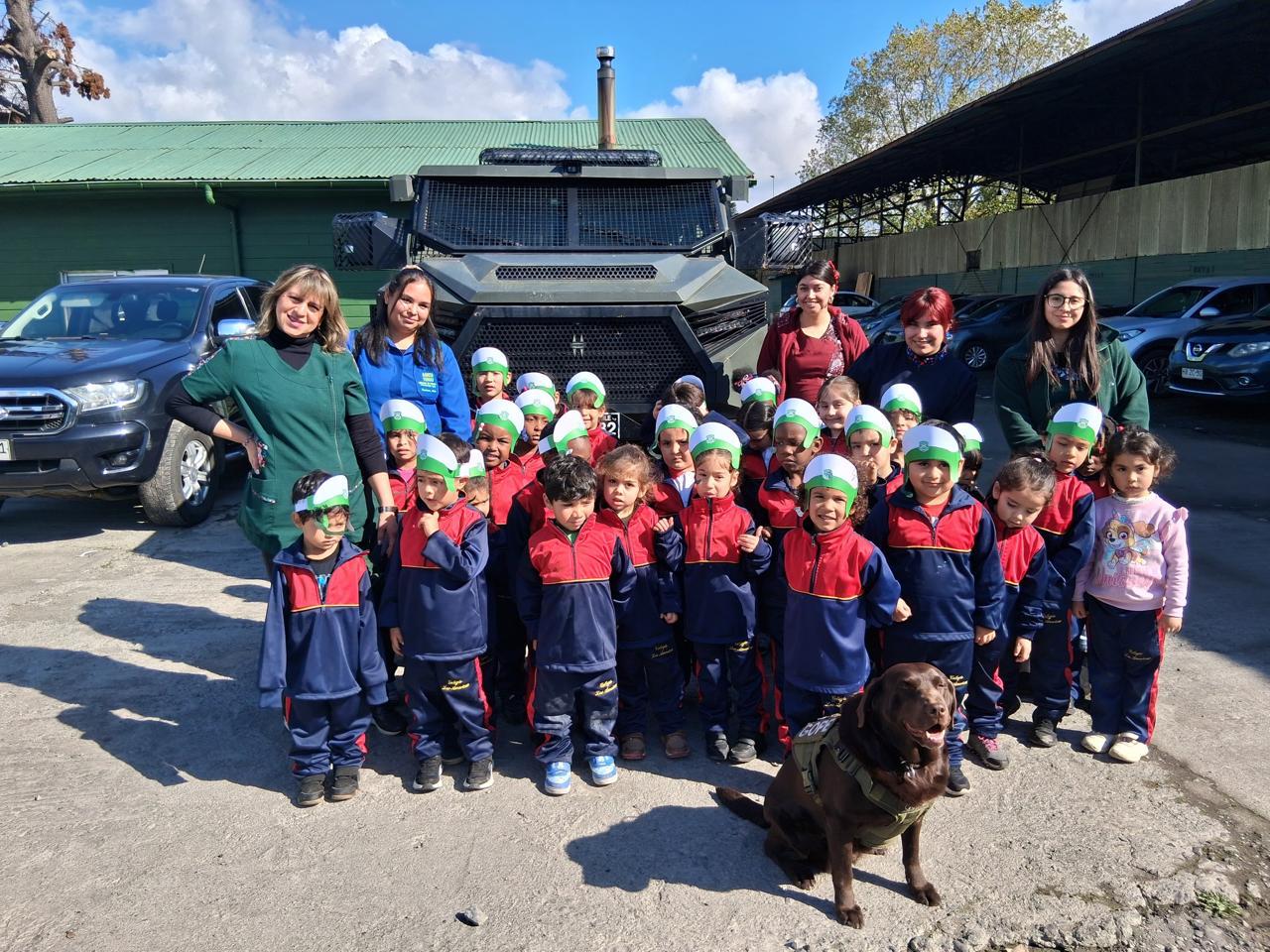Niños de Párvulo visitan ESFOCAR Temuco | Colegio Las Américas