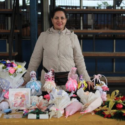 Feria de Emprendimiento Intercultural Fortalece la Inclusión en el Colegio Las Américas de Temuco