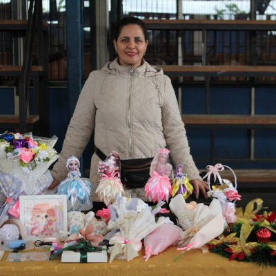 Feria de Emprendimiento Intercultural Fortalece la Inclusión en el Colegio Las Américas de Temuco