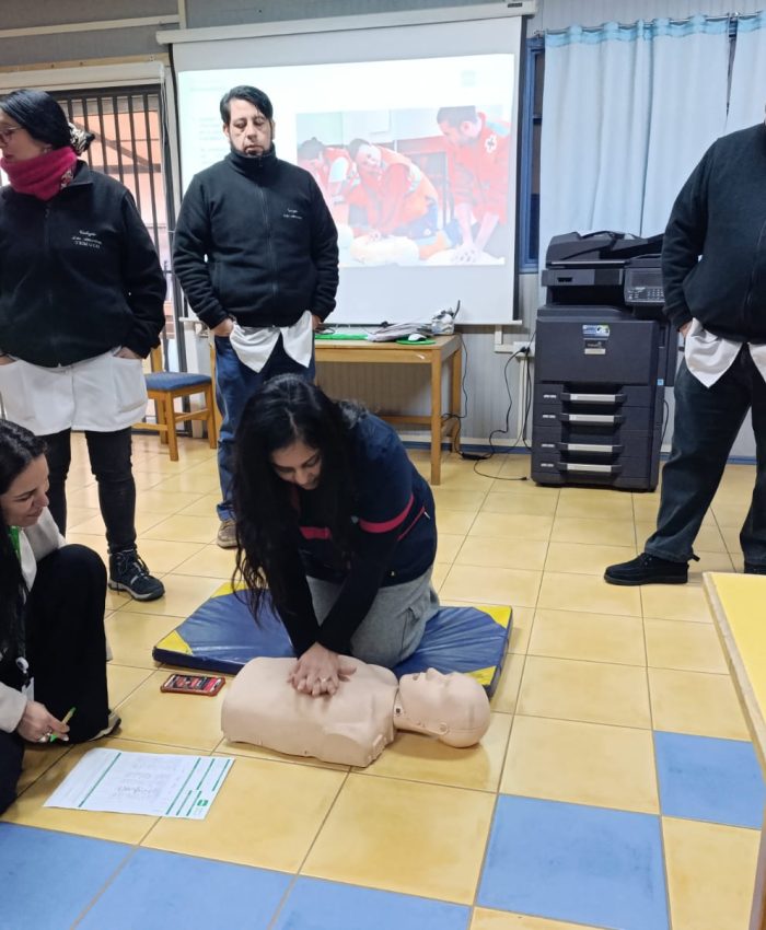 Curso de primeros auxilios y RCP en el Colegio Las Américas