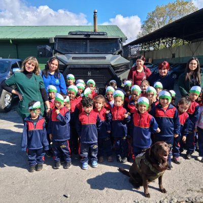 Niños de Párvulo visitan ESFOCAR Temuco | Colegio Las Américas
